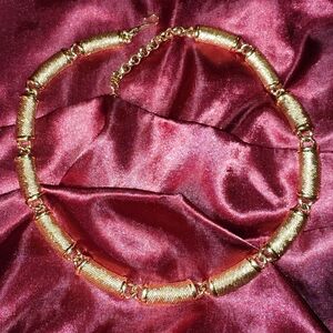 Vintage Napier Gold Tone Textured Bar Limk Choker Necklace Great Condition!